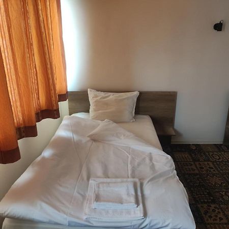 Кианти Hotell Kŭrdzhali Eksteriør bilde