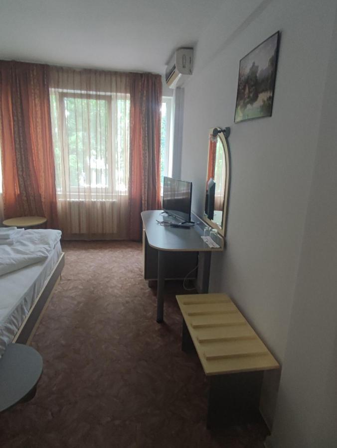 Кианти Hotell Kŭrdzhali Eksteriør bilde