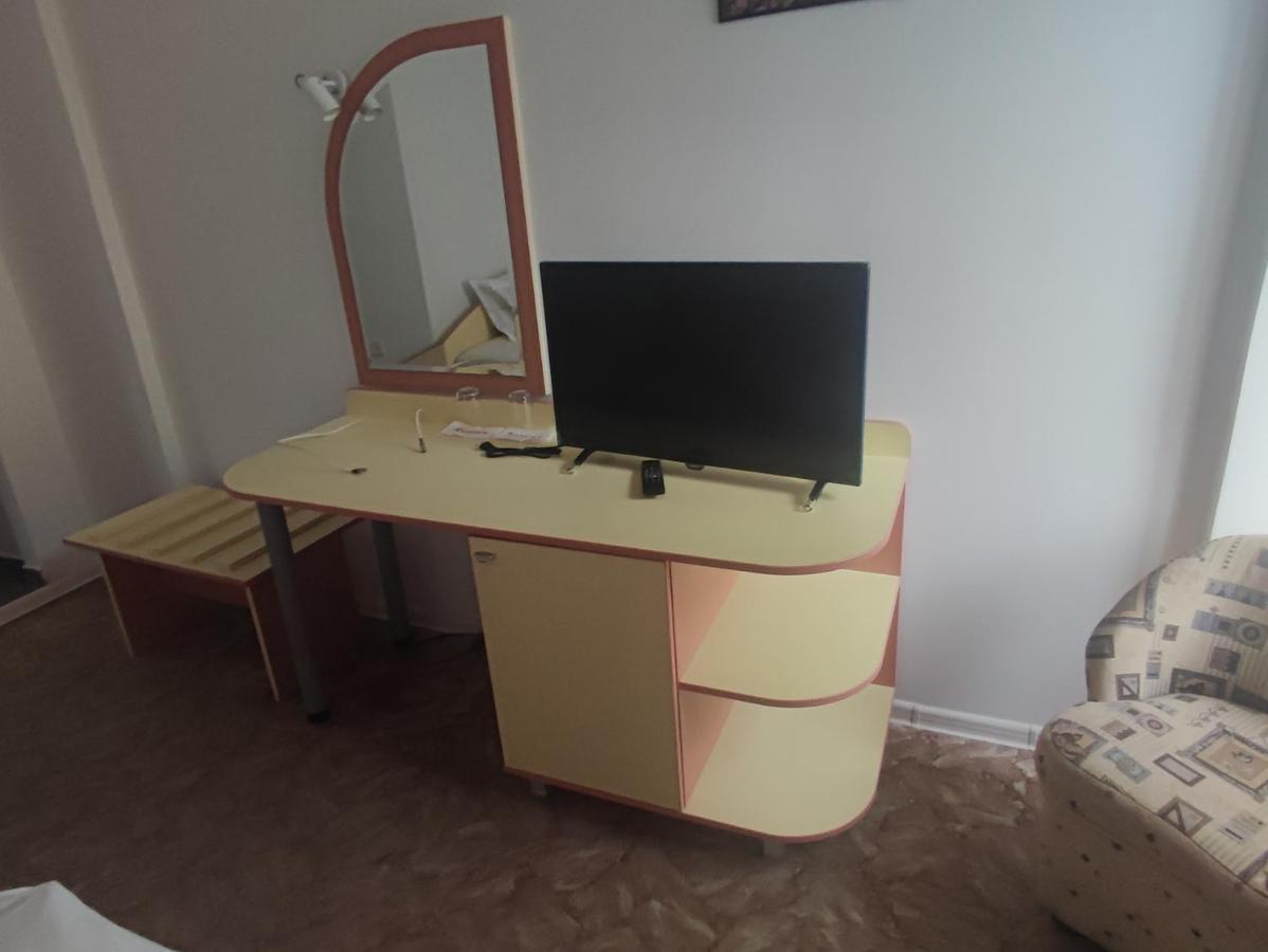 Кианти Hotell Kŭrdzhali Eksteriør bilde