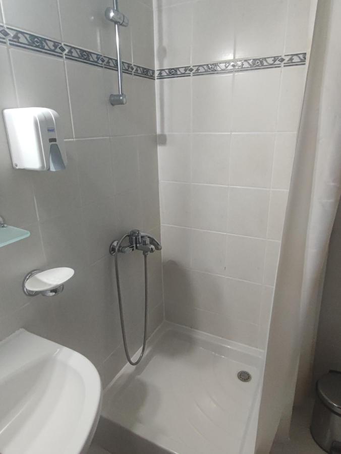Кианти Hotell Kŭrdzhali Eksteriør bilde