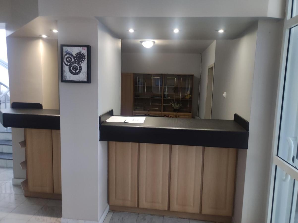 Кианти Hotell Kŭrdzhali Eksteriør bilde